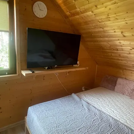 Διαμέρισμα Victoria Na Poddaszu Z Lozem King Size Ούστκα