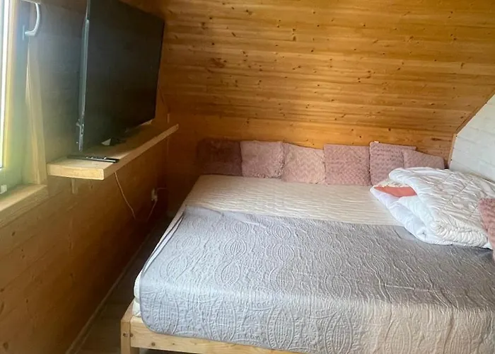 Victoria Na Poddaszu Z Lozem King Size Lägenhet